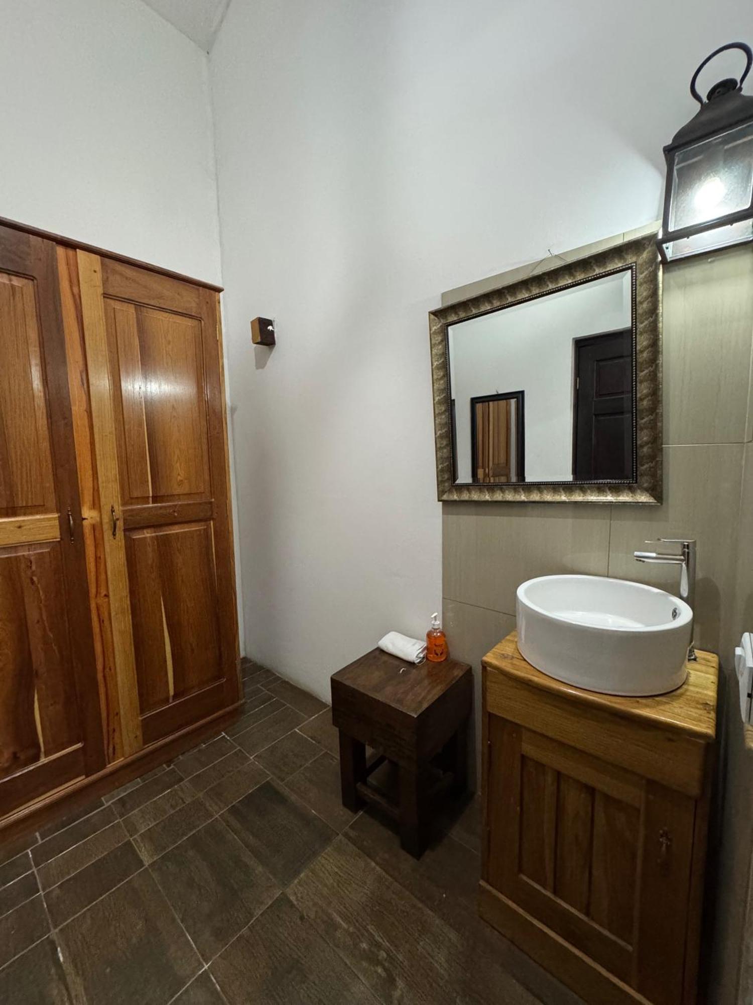 Vista Encantada Hotel Villa Canales エクステリア 写真